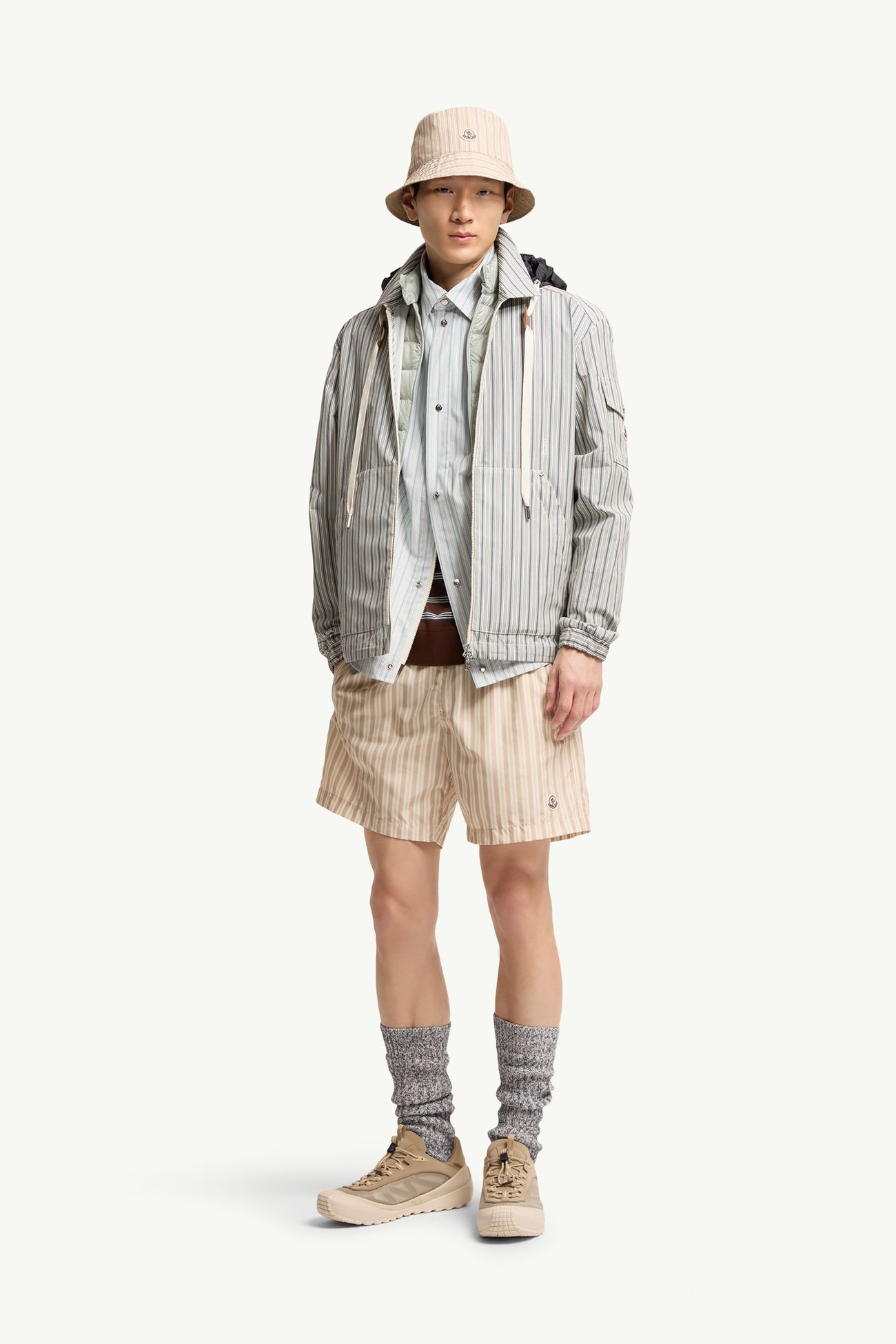 Havas ์คํธ๋ผ์ดํ ํฌํ๋ฆฐ ์
์ธ ์ฌํท ๋จ์ฑ ํ์ดํธ & ๋ธ๋ฃจ Moncler 0